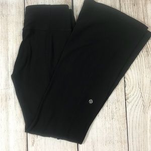 Lululemon pants Flare legs, XS size